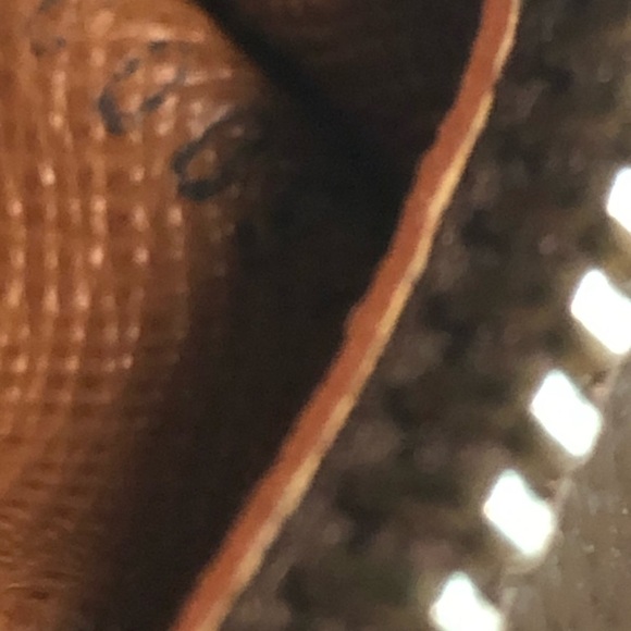 āSOLDā - Picture 9 of 11